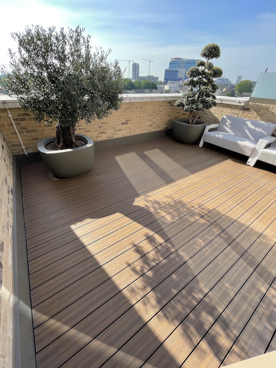 A1 Shines Window Cleaning Services — recent job in London