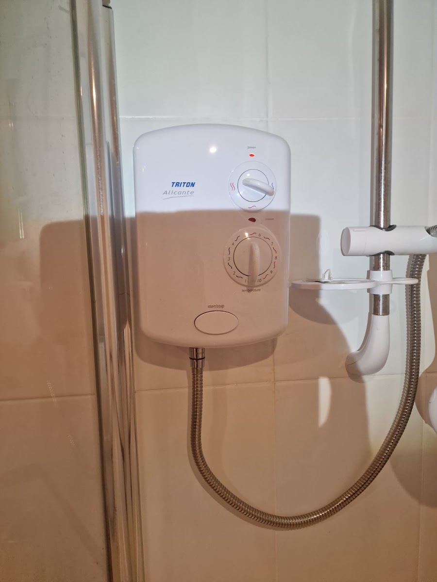 Electricians ASAP — recent job in Enfield