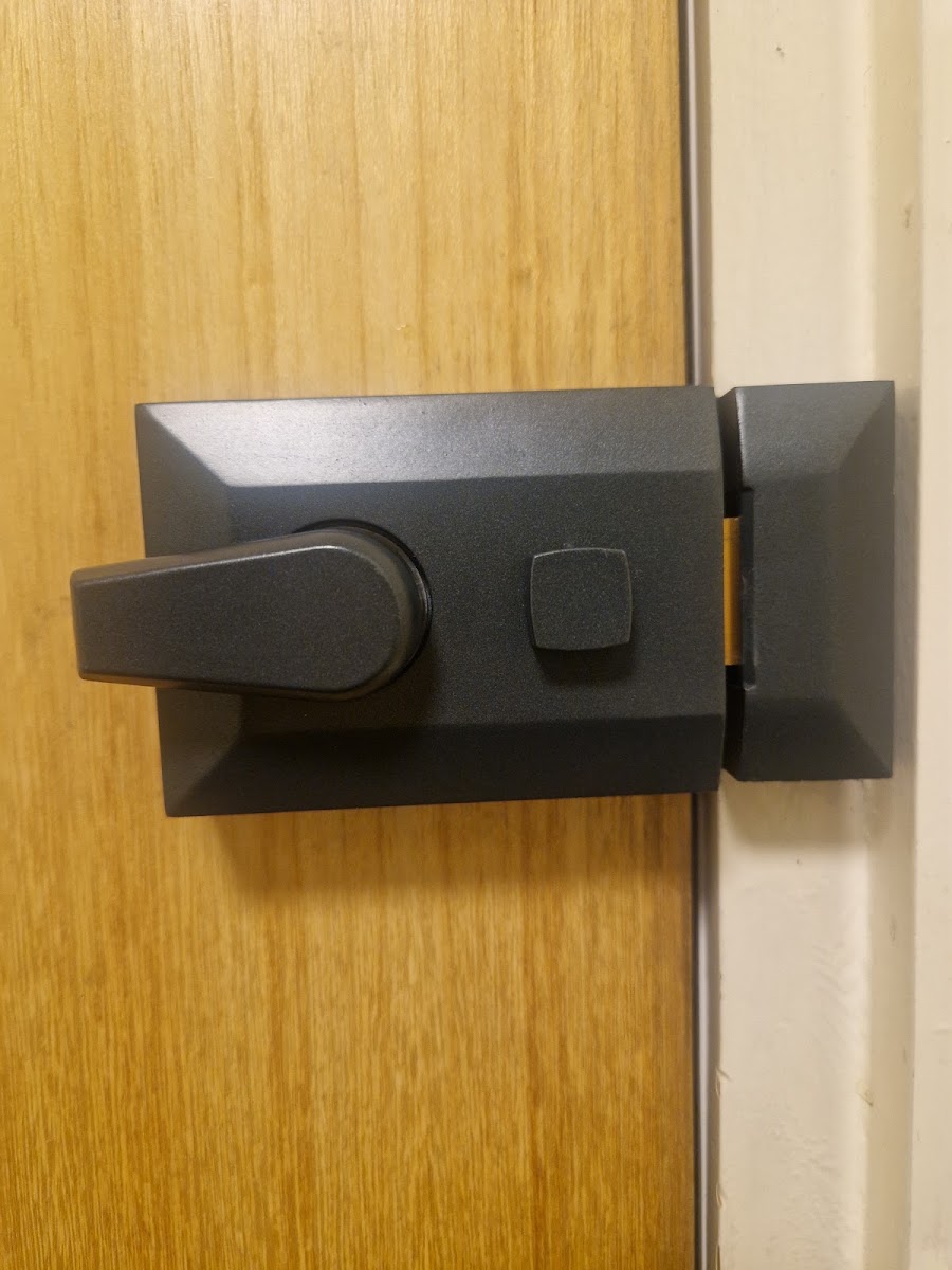 Fix Locksmiths — recent job in Southall