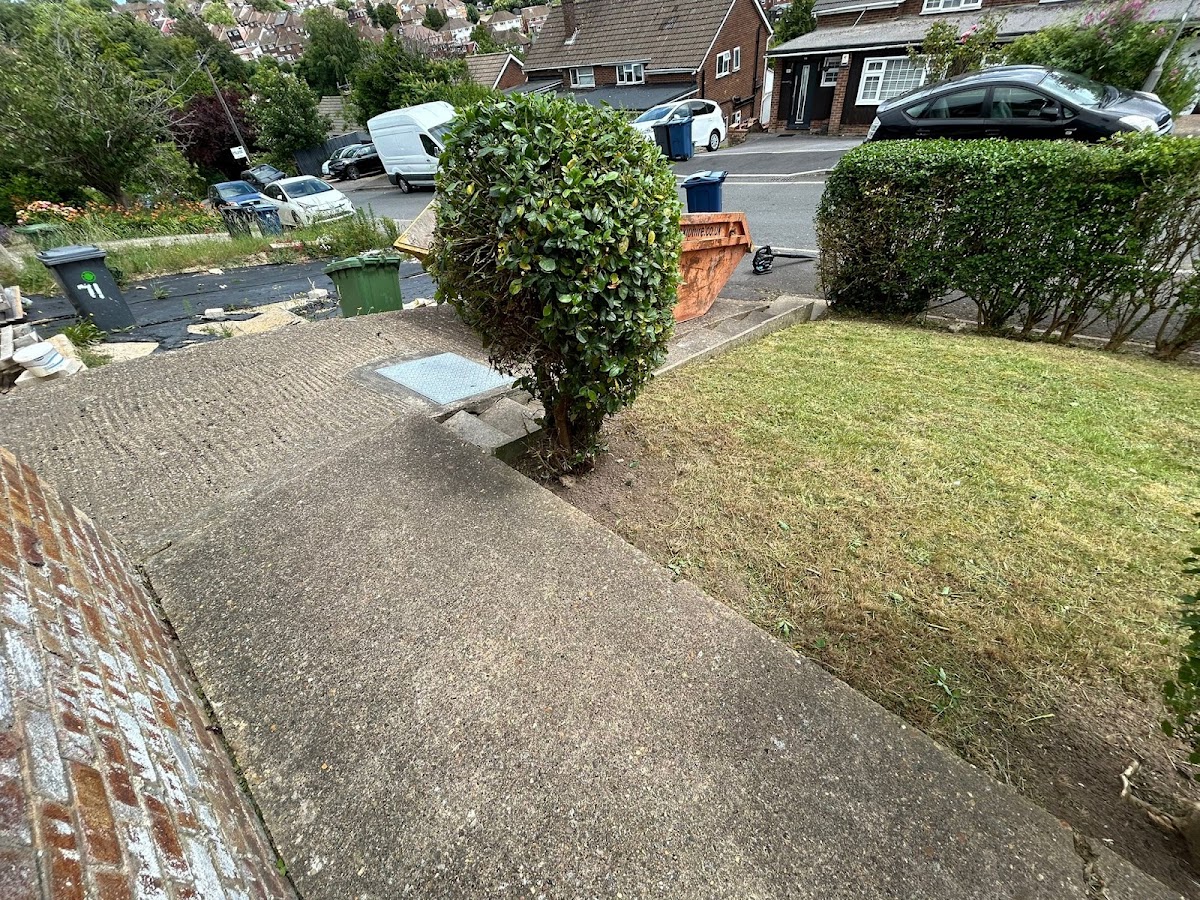 RM&K Gardening Services — recent job in Hayes