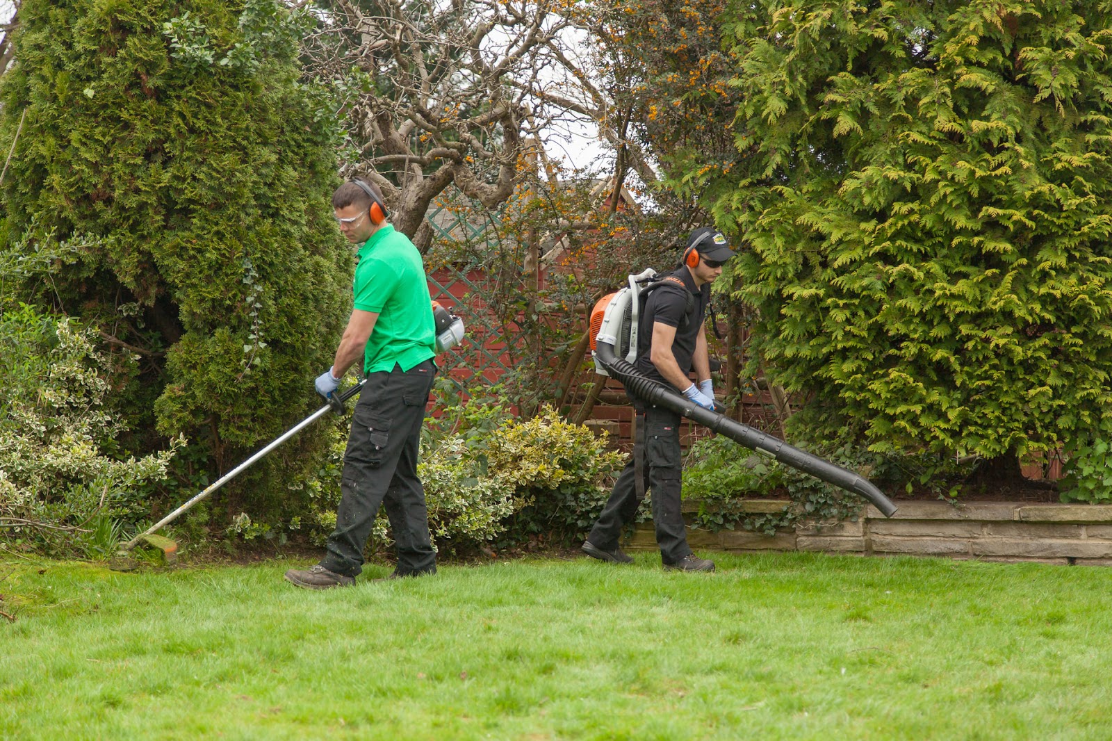 RM&K Gardening Services — a real gardeners & landscapers website generated from its Google listing